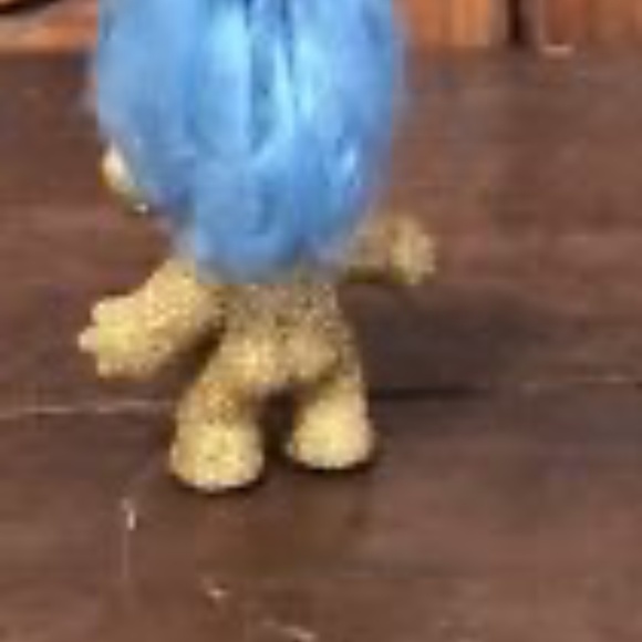 Scarce Original Gold Glitter Troll Good Luck Doll DAM Mystery Troll Blue Hair - Picture 3 of 4